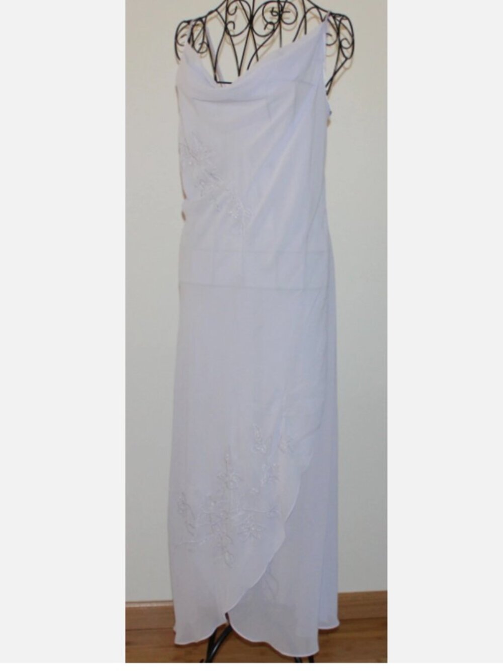 Delicates Lavender Beaded Crepe Nightgown and Robe Set Sz M Light Purple